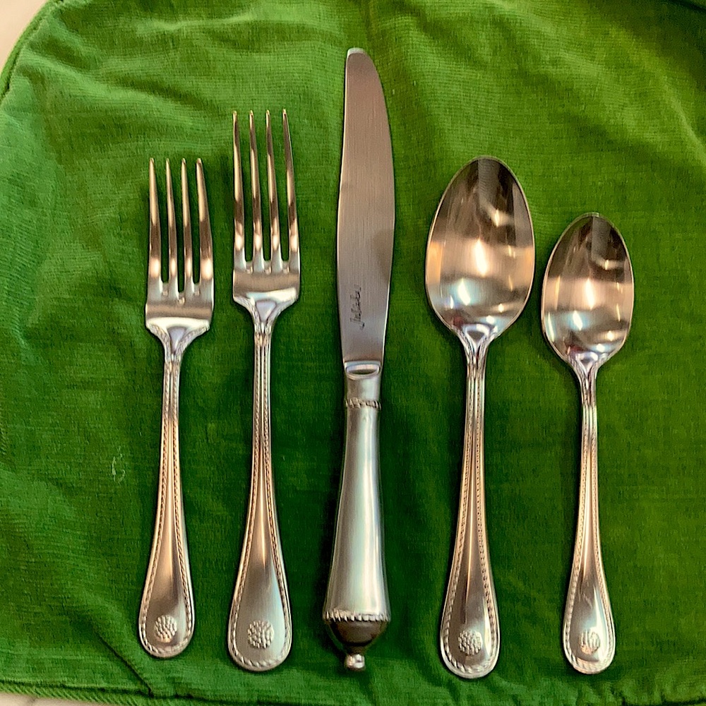 Juliska Berry and Thread. Twelve  5-piece place settings. 60 pieces.